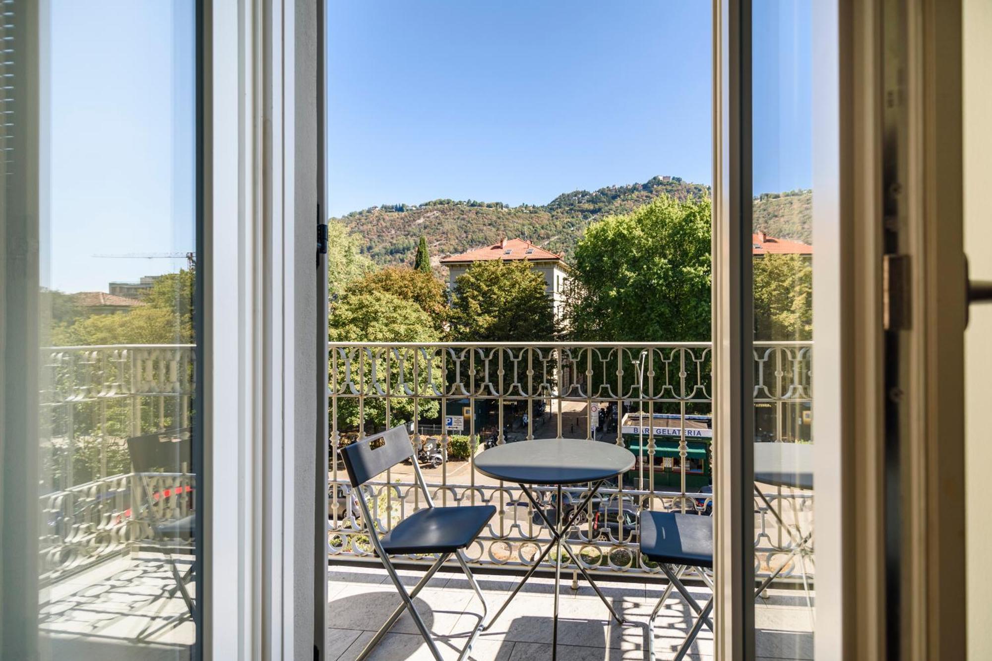 Historical Center - Free Parking And Private Terrace Apartment Como Exterior foto